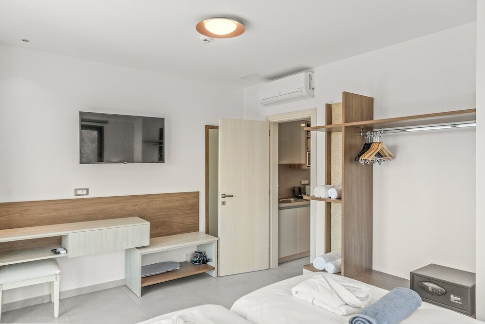 Фото Kouros Stone Suites