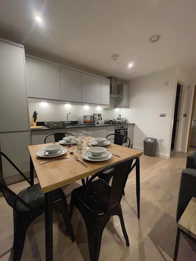 Фото Spectrum House Apartments