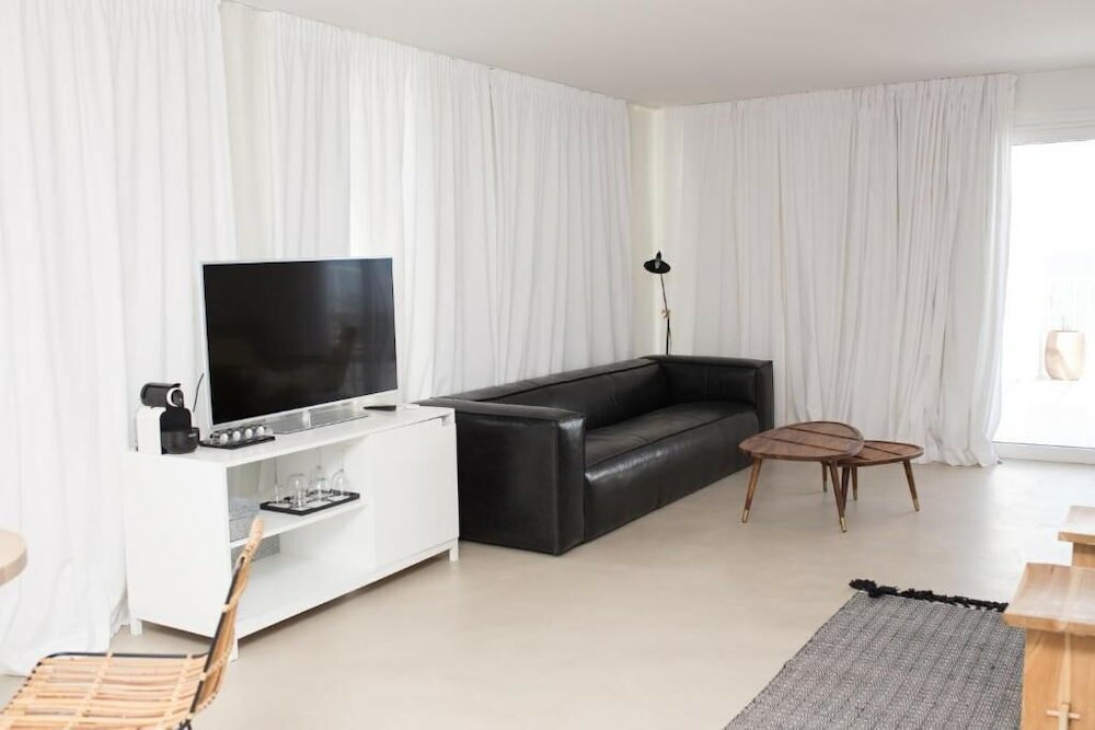 Фото Sea Sense Boutique Hotel