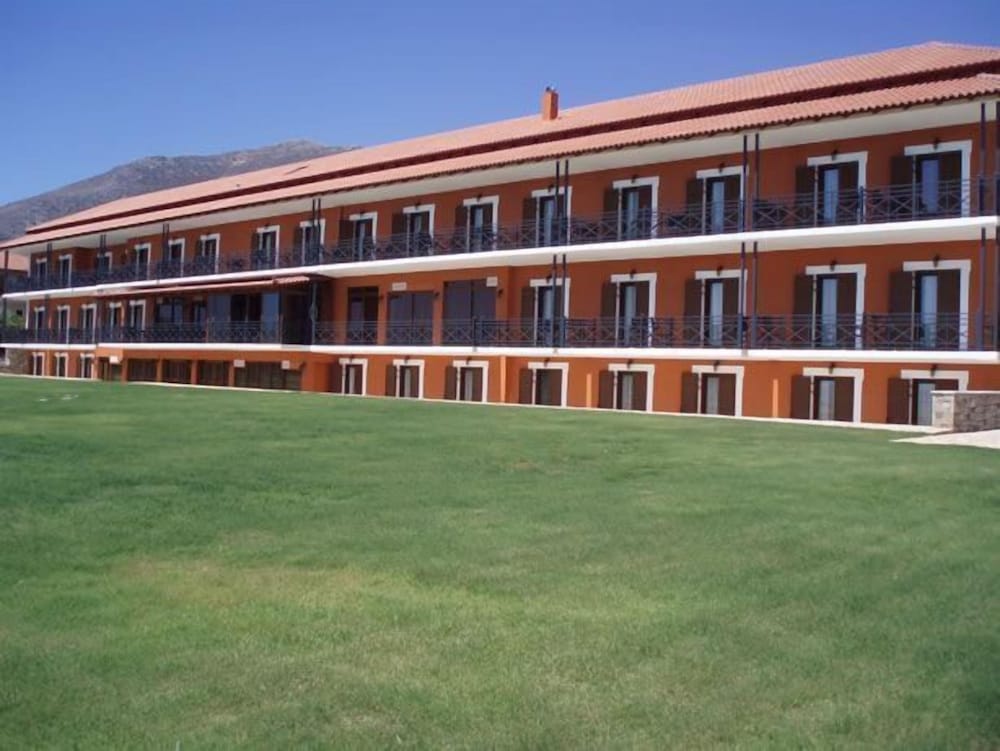 Фото Europa Beach Hotel