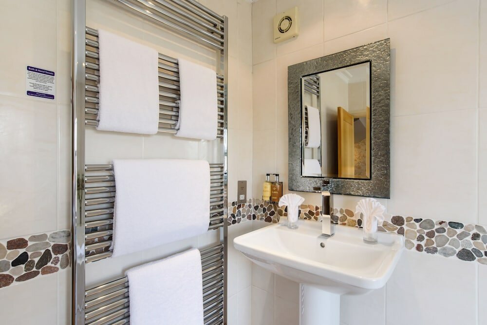 Фото Jolyon's Boutique Hotel