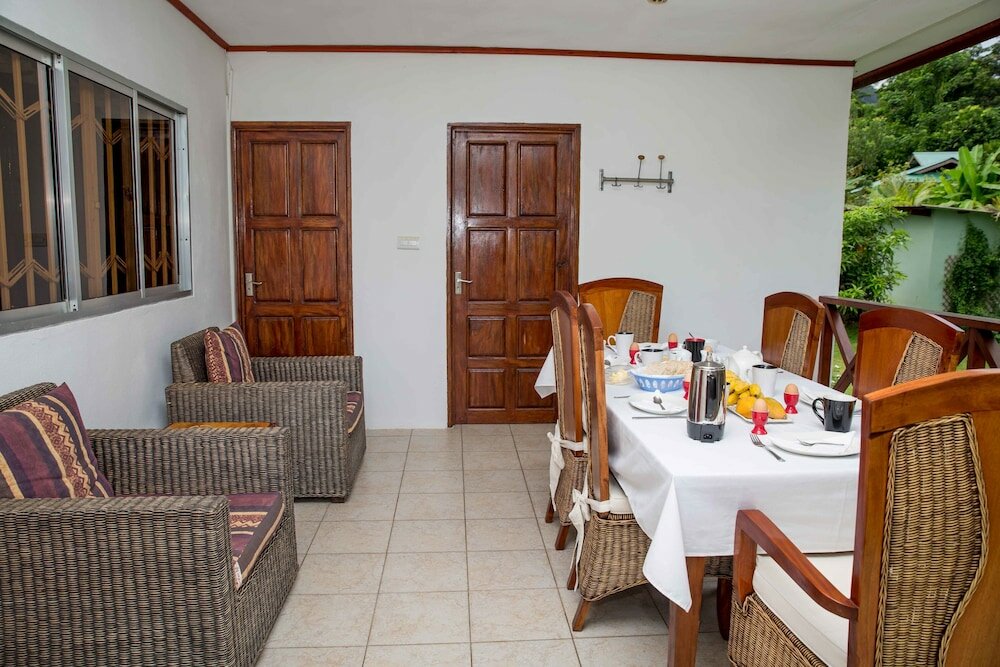 Фото The Orchard Holiday Home