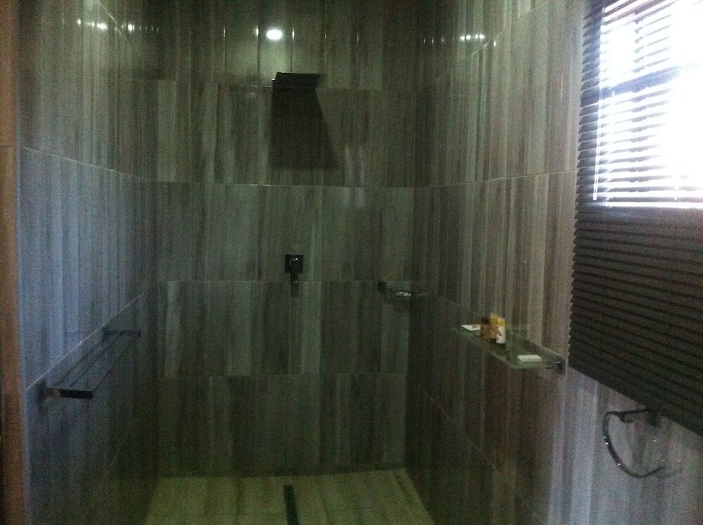 Фото Makgovango Luxury Inn