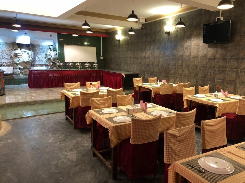 Фото Hotel Flora Fountain