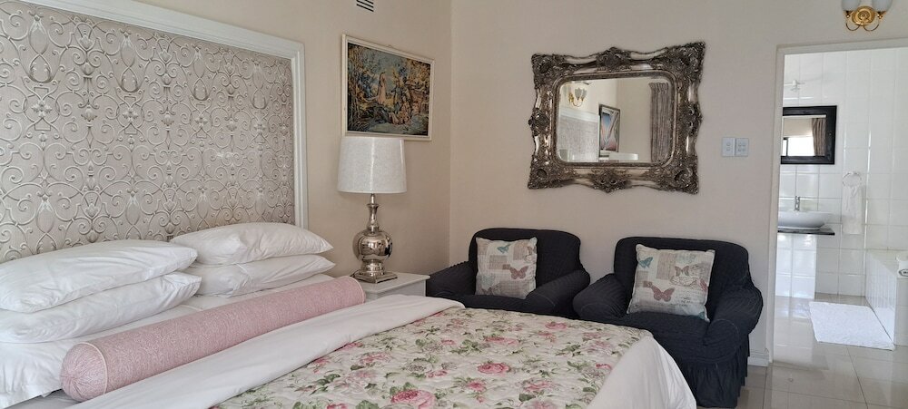 Фото Blue Diamond Lodge