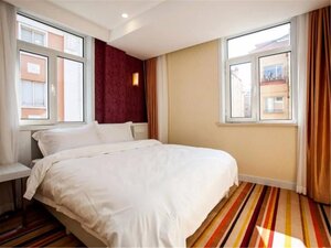 Гостиница Dalian Spring Hotel