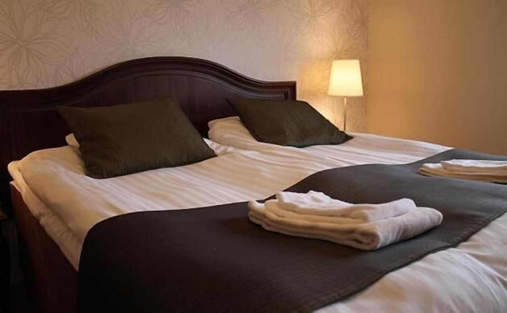 Фото Yxnerum Hotell