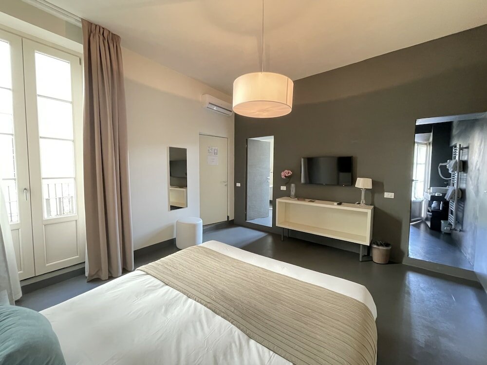 Фото Lucus Exclusive B&b