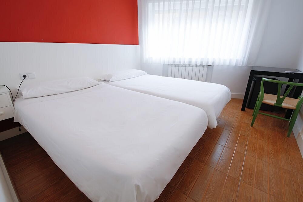 Фото Hostal Misericordia