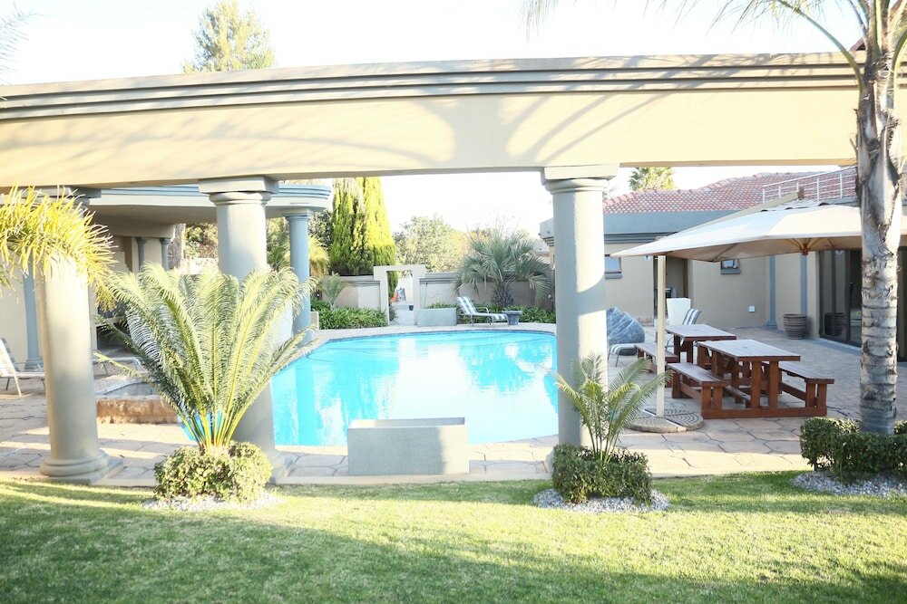 Фото отеля 4