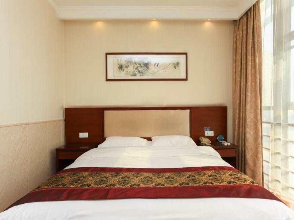 Фото Greentree Inn Suzhou Qimen North Street Likou Hotel