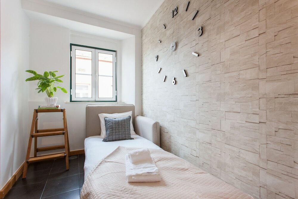 Фото Moniz Studio Apartment - by Lu Holidays