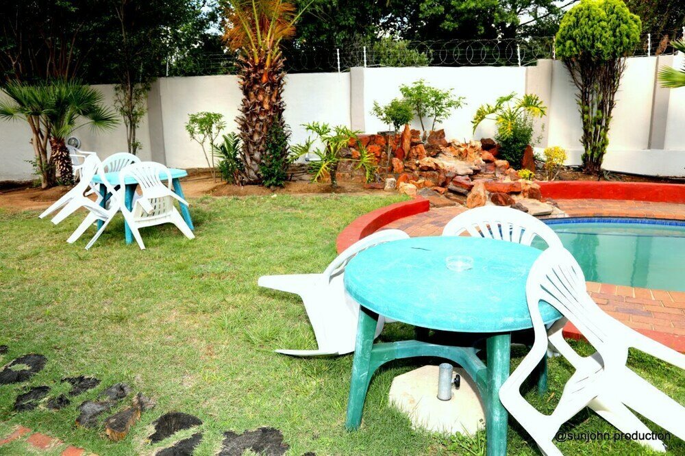 Фото отеля 3