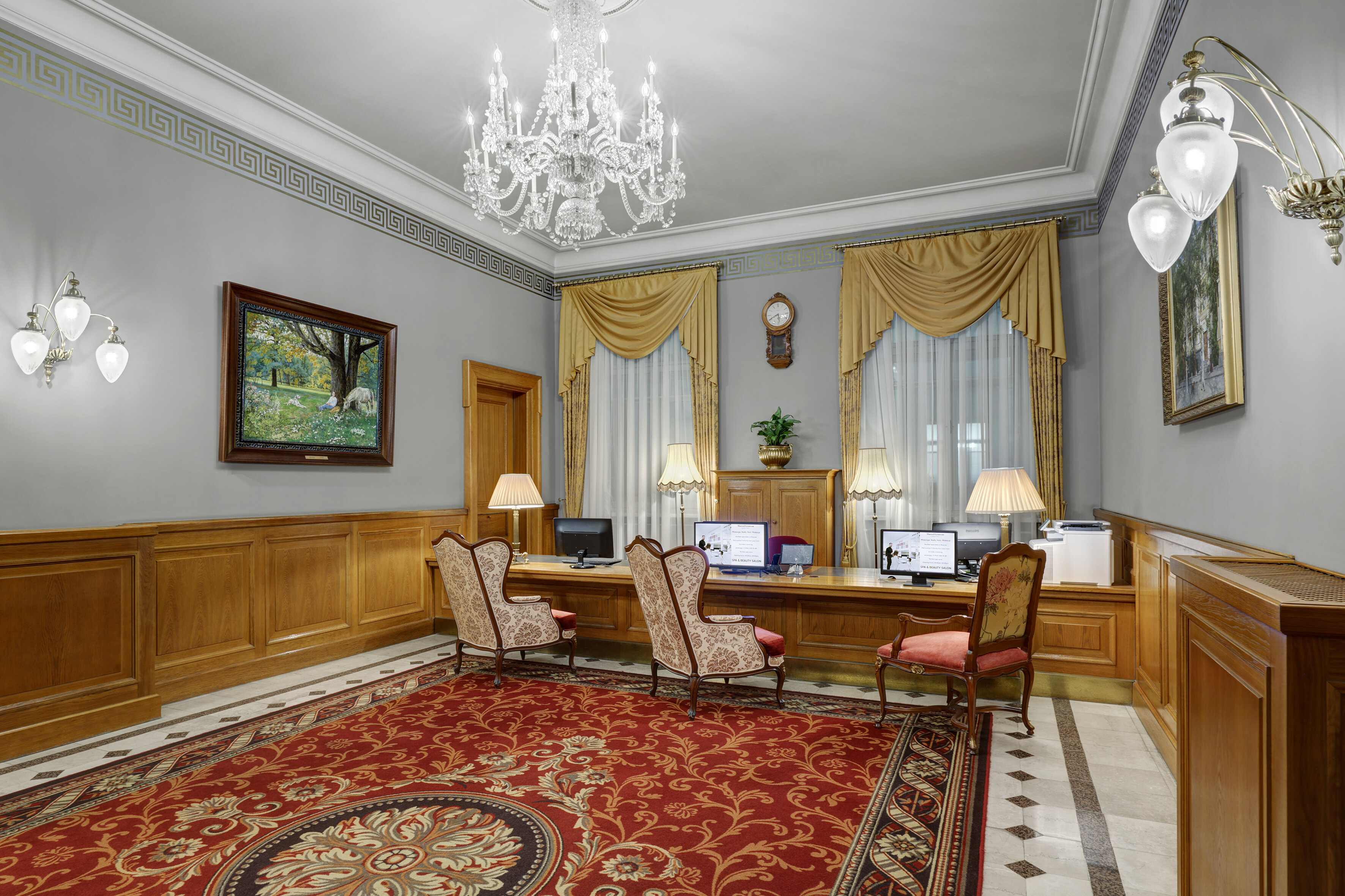 Фото Националь