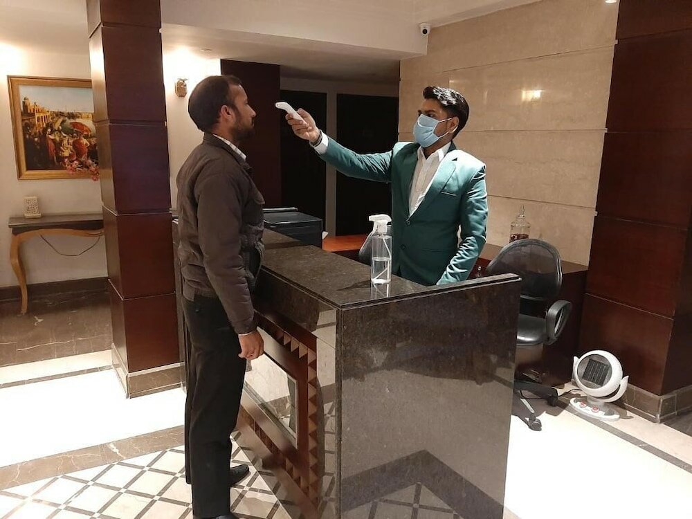 Фото Hotel Golden Tower