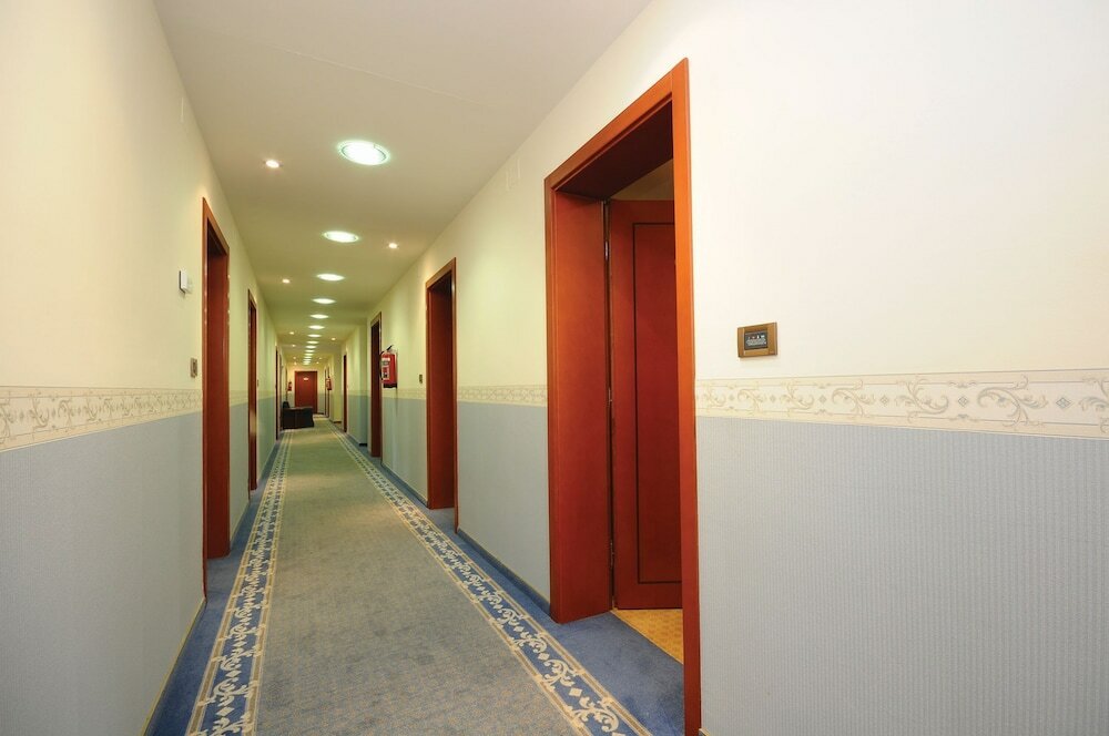 Фото Hotel Laguna