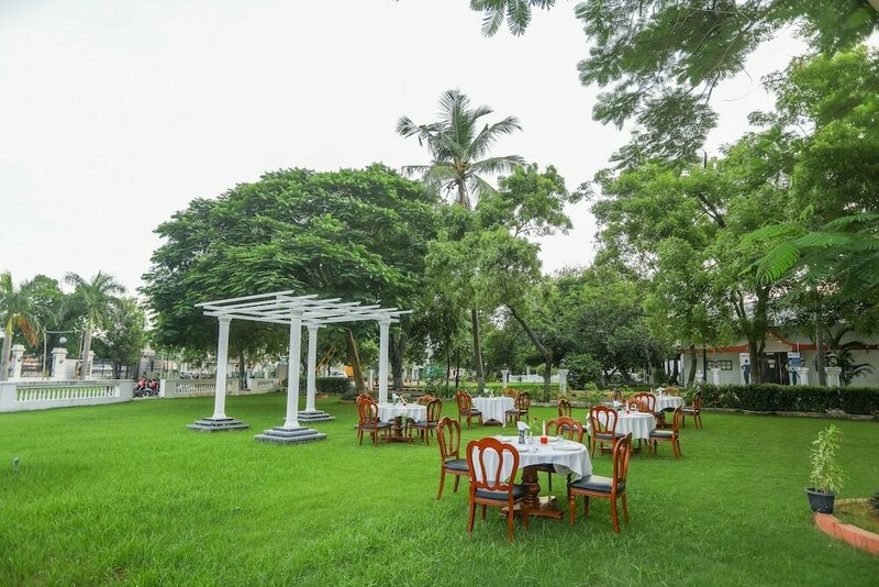Гостиница Sathyam Grand Resort, Sriperumbudur