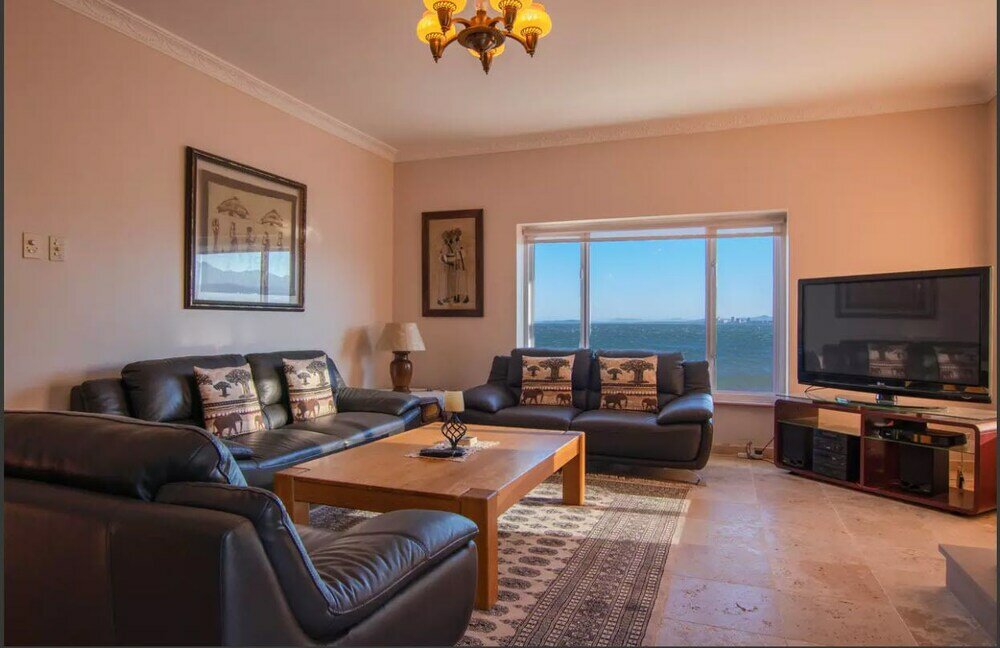 Фото Bikini Beach Beauty