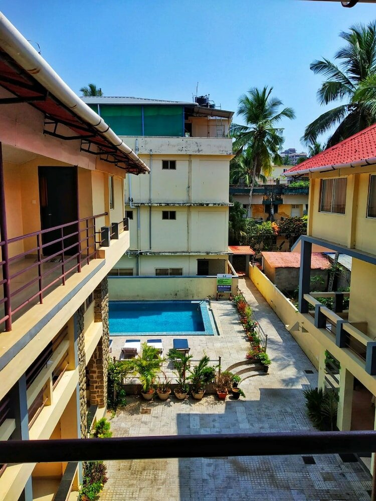 Фото New Kovalam Beach Hotel