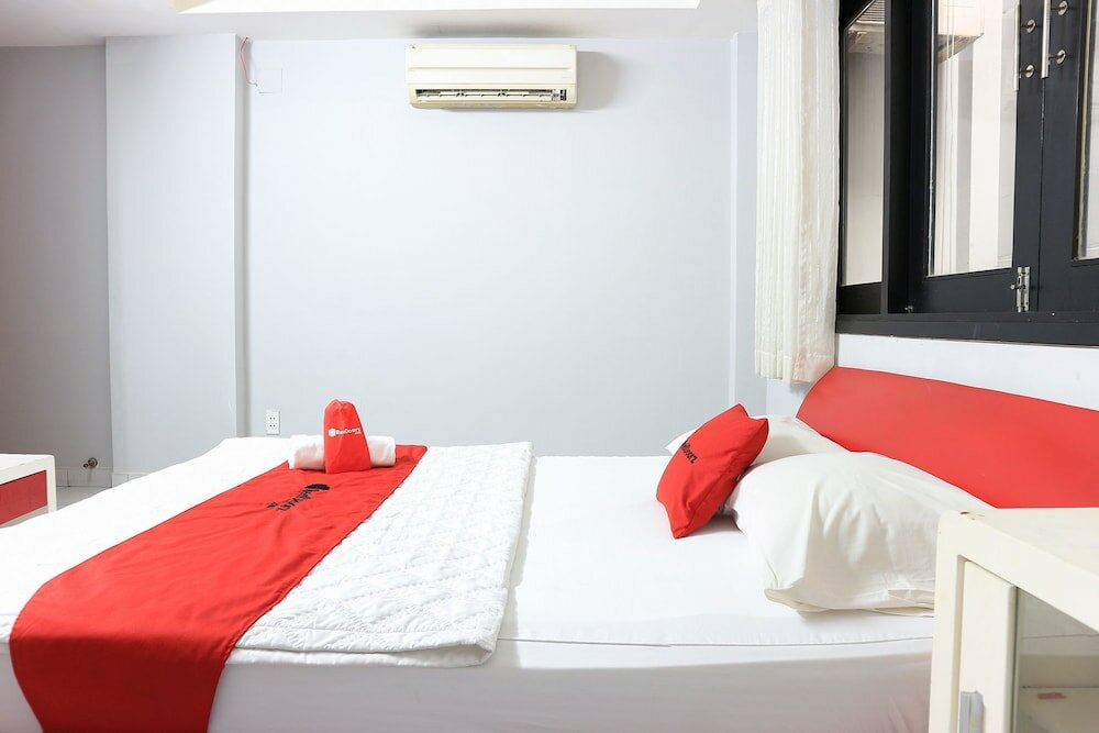 Фото RedDoorz near Gia Dinh Church