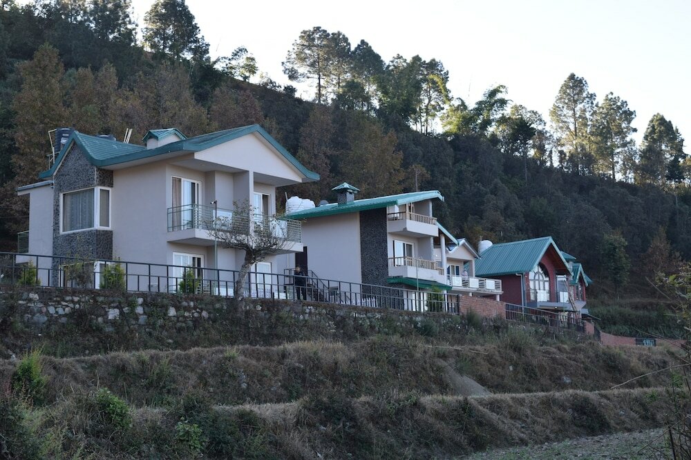 Фото Cottages at Village