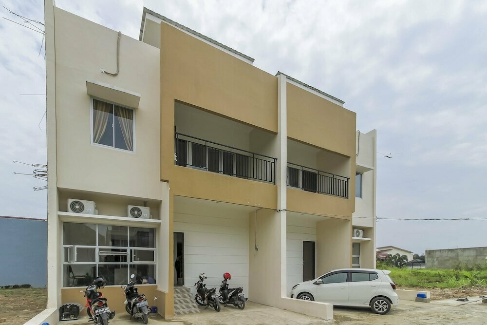 Hotel RedDoorz near Jembatan Ampera Palembang, Palembang, photo