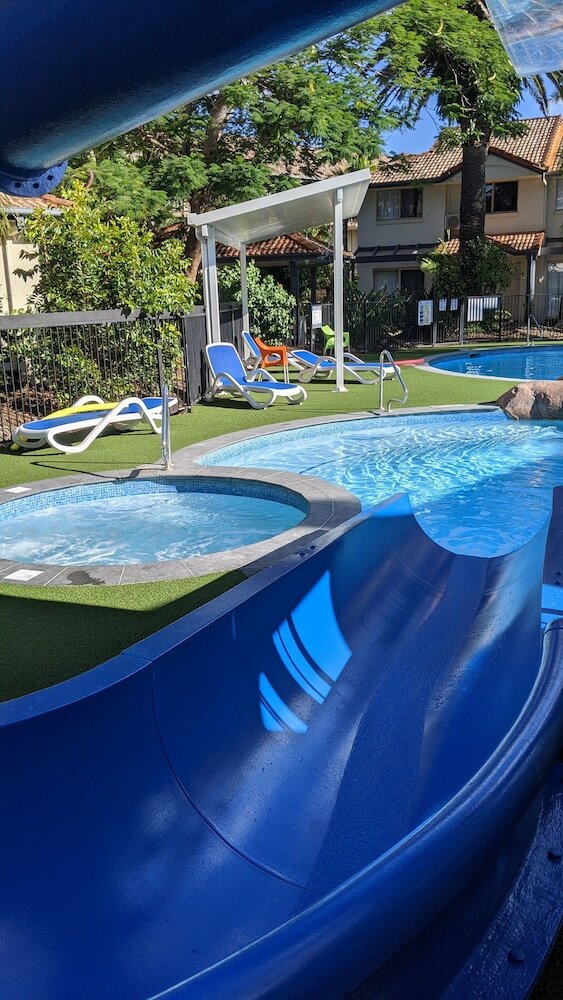 Фото Gold Coast Family Apartment