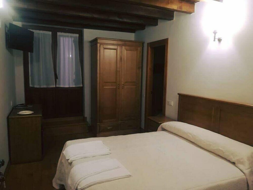 Фото El Roblón De Cabuerniga