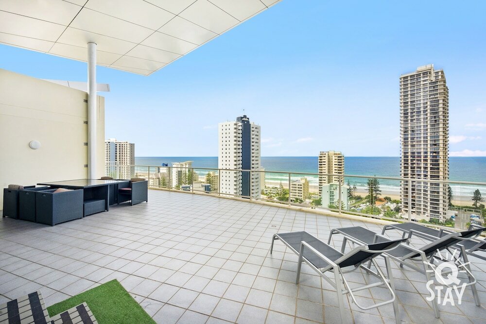 Фото Wings - Q Stay