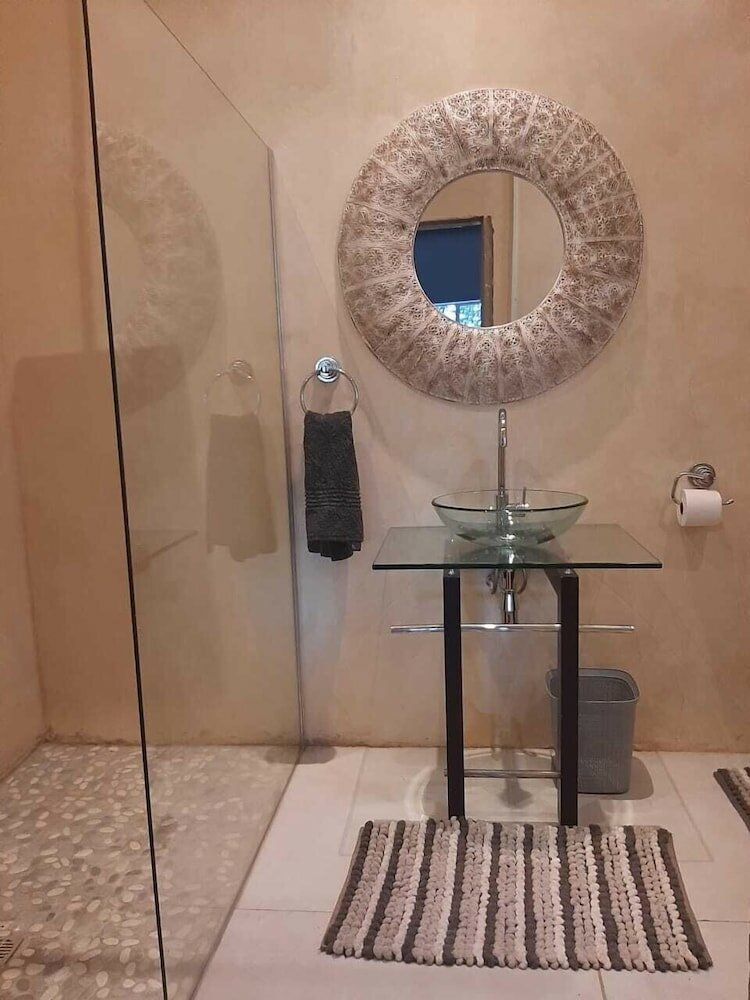 Фото Ukholo lodge