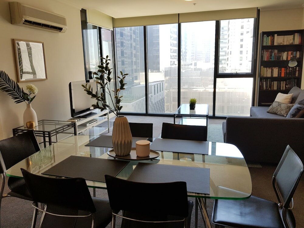 Фото ReadySet Apartments at Sentinel