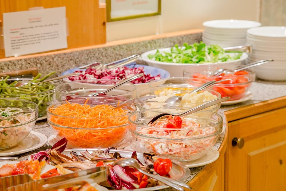 Фото Albergo Genzianella