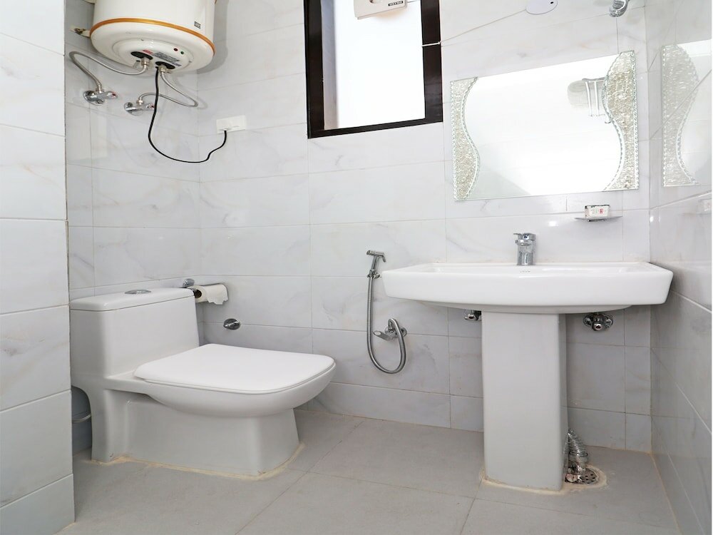 Фото Oyo Flagship 12675 Star inn