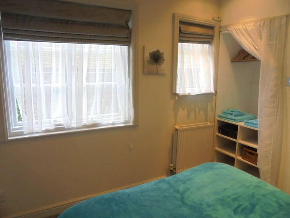 Фото Tower Cottage