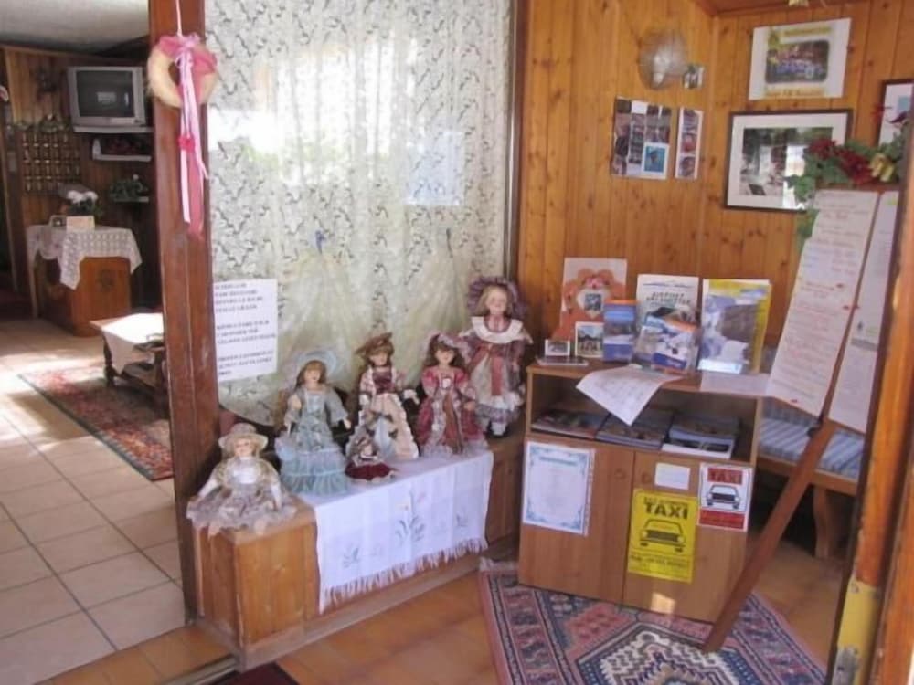 Фото Albergo Genzianella