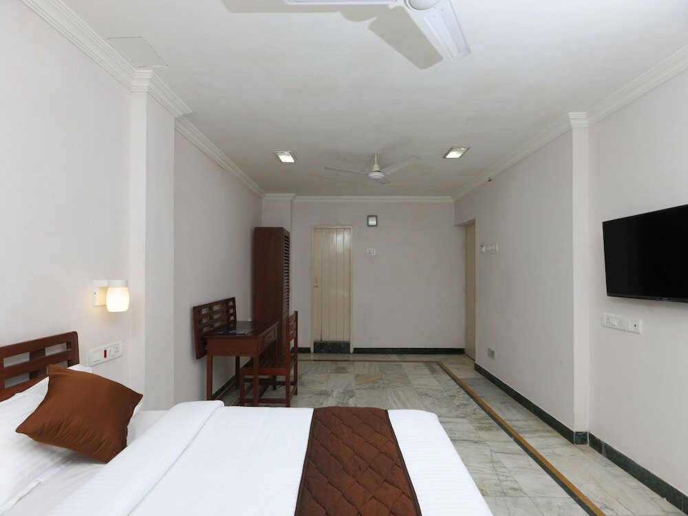 Фото Oyo 11661 Krishna Park