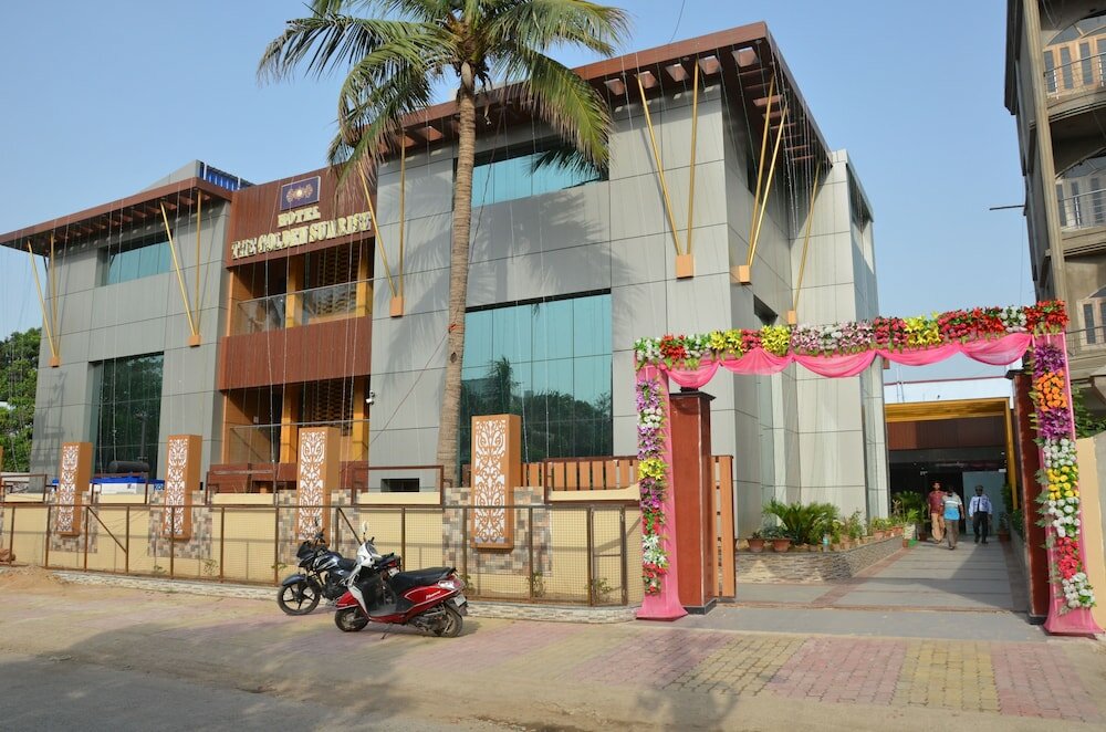 Фото Отель The Golden Sunrise