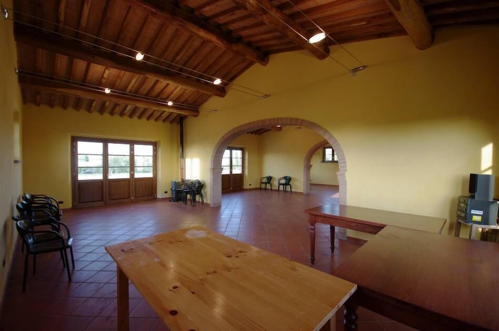 Фото Agriturismo La Poderina e Gli Olmi