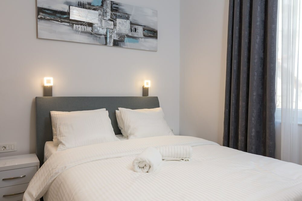 Фото Luxury Studios & Rooms Seven