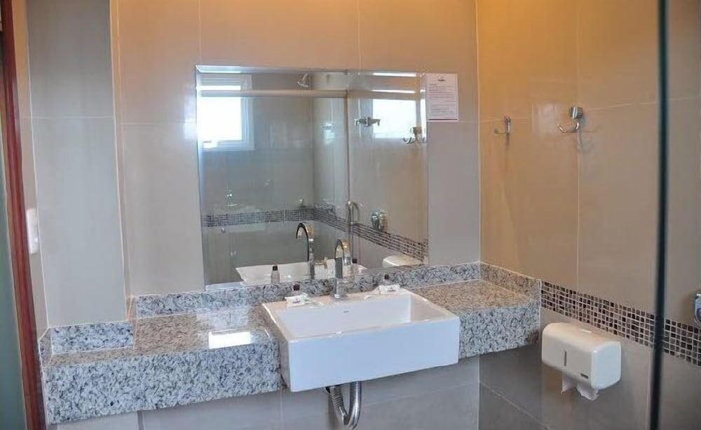 Фото Kamur Plaza Hotel