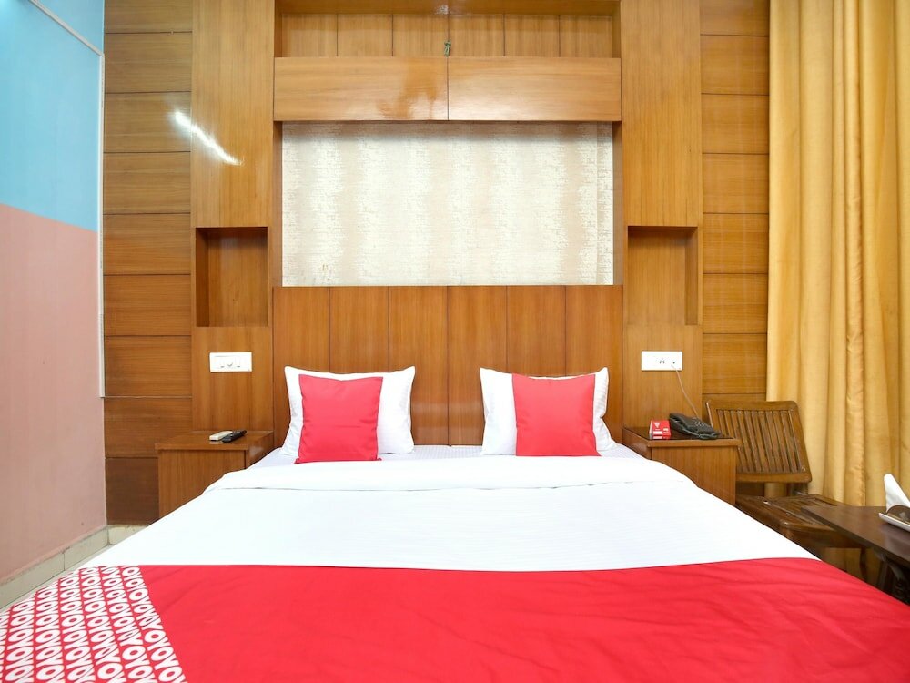 Фото Oyo 5906 Hotel Parvaaz