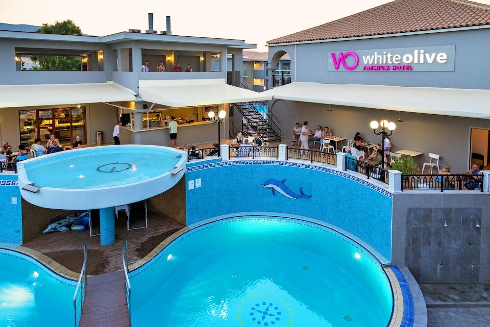 Фото White Olive Premium Laganas