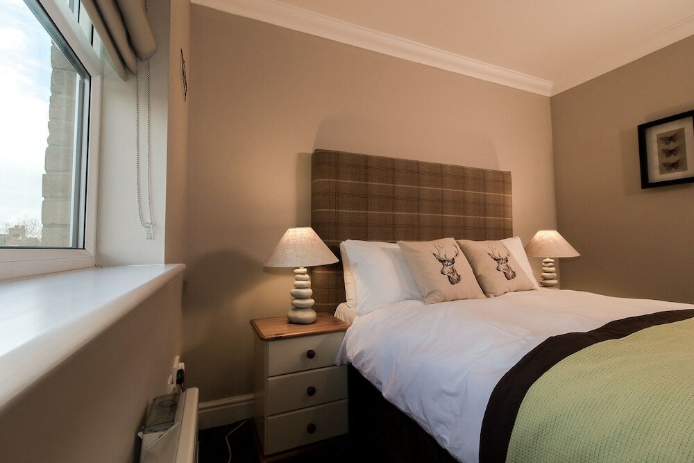 Фото Lord Raglan House