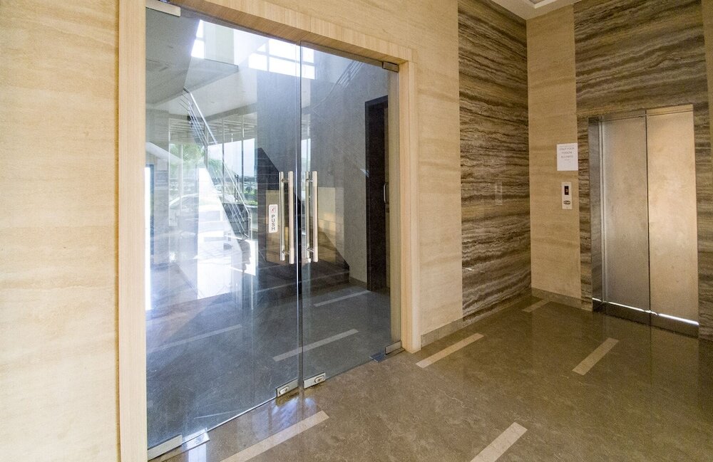 Фото Hotel Grand Parivaar