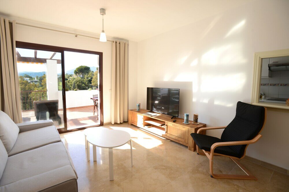 Фото Sierra Bermeja 1-414