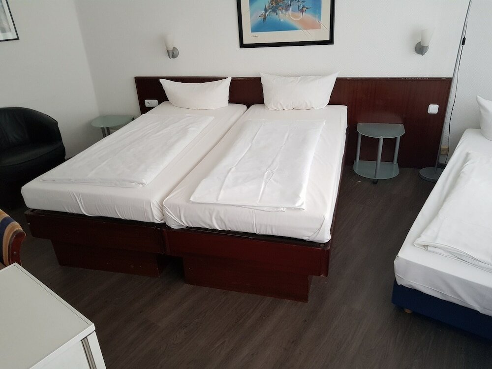 Фото Hotel Berliner Hof