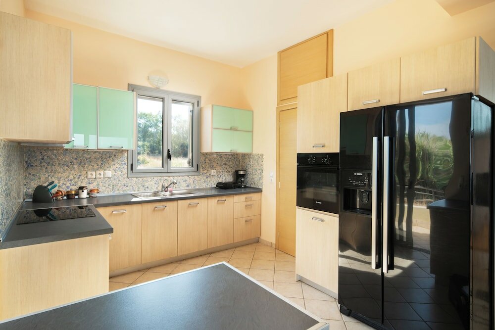 Фото Aggeliki House by The Sea