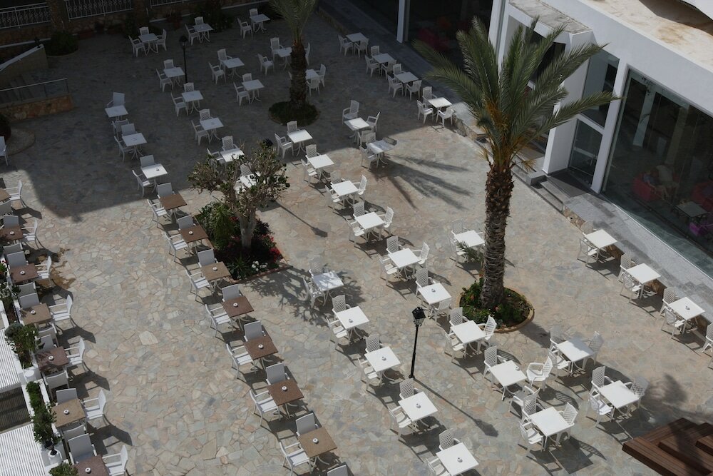 Фото Ascos Coral Beach Hotel by Tsokkos