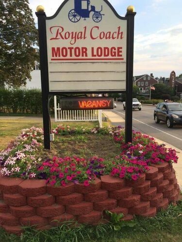 Гостиница Royal Coach Motor Lodge