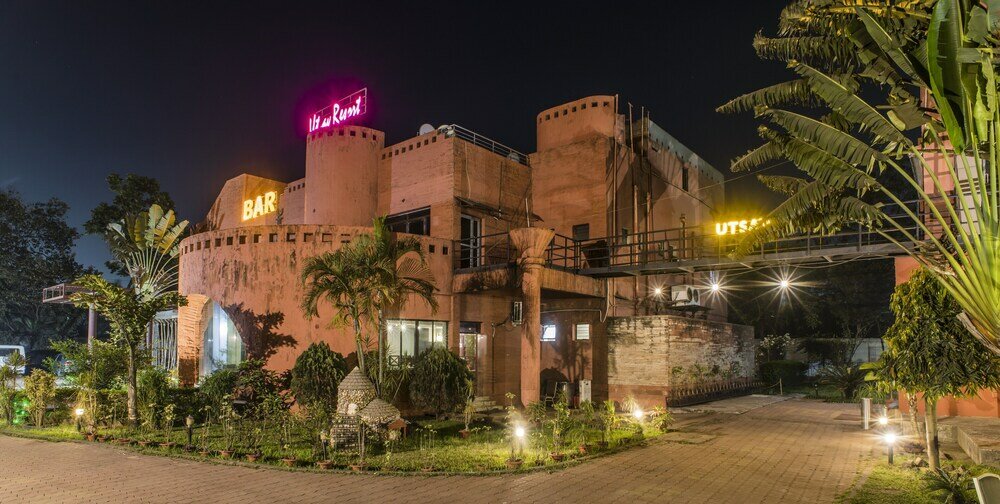 Фото отеля 1